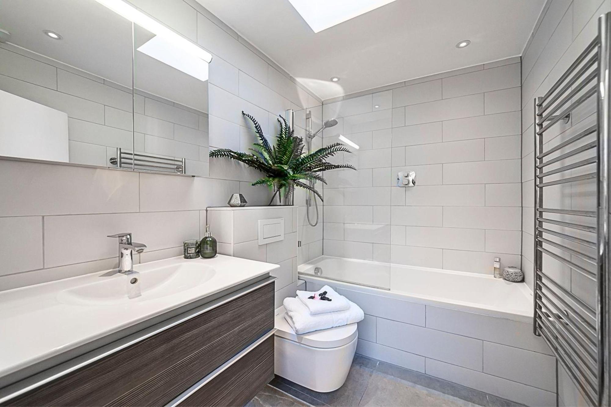 Kensington Oasis Central London 2Br Private House - Near Harrods, Kensington Palace, And Other London Attractions Bagian luar foto